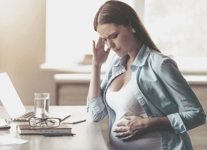 الصداع اثناء الحامل أسبابه وعلاجة