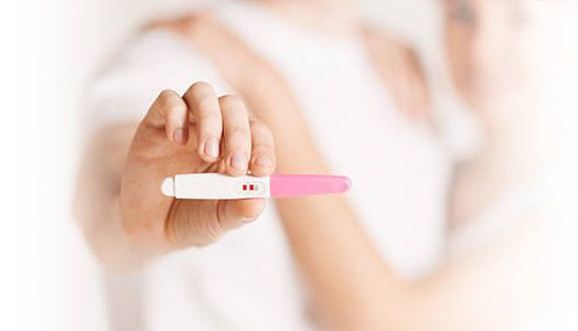 أسباب نزول دم في بداية الحمل بعد الحقن المجهرى