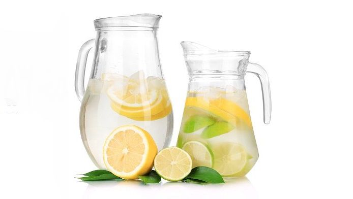 أهم 23 فائدة من فوائد عصير الليمون الصحية للجسم