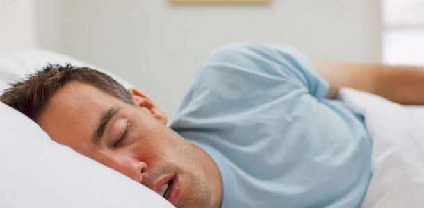 اسباب النوم الكثير والخمول المفاجئ وطرق العلاج