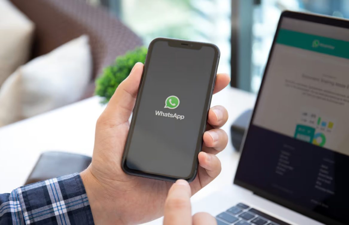 how do whatsapp messages show on phone bill