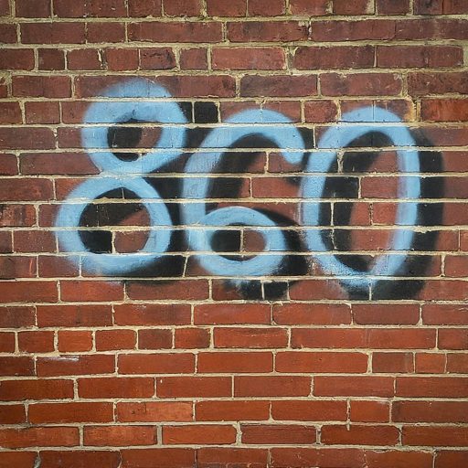 860 area code